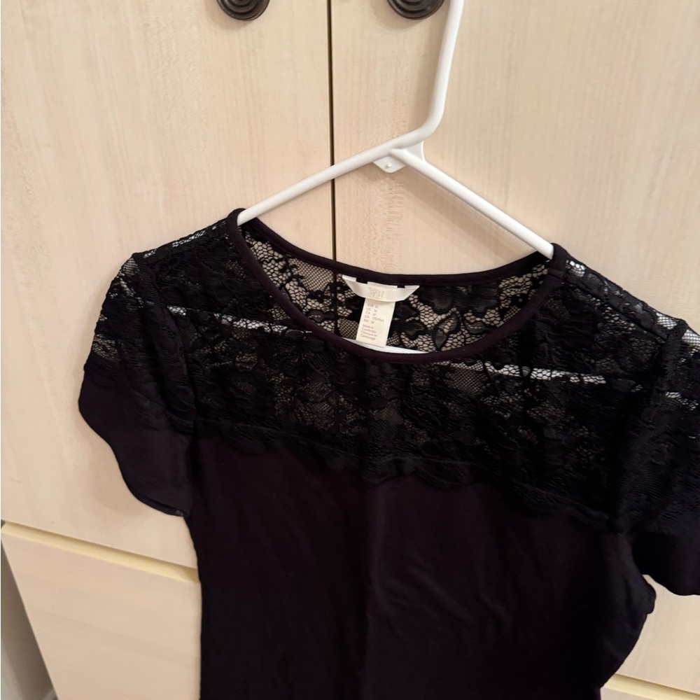 Elegant Black Lace Women's Top
